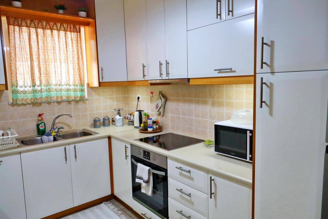Fou'S Apartment นาฟปาคตอส ภายนอก รูปภาพ